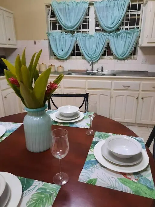 Apartment Southlands Maxwell Main Road Nearby Maxwell Beach Christ Church